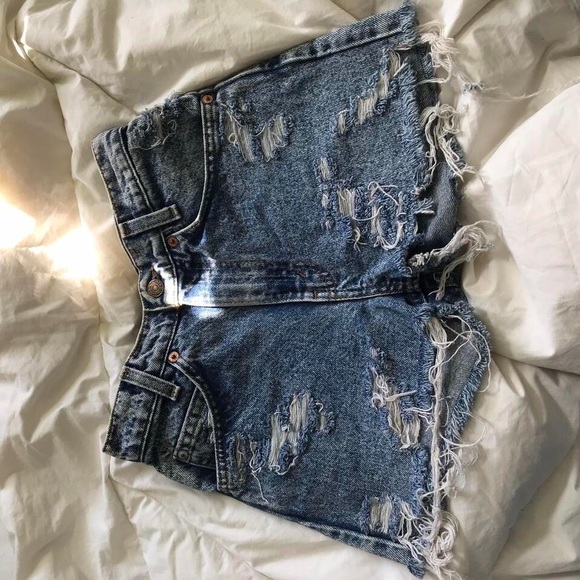 Vintage Distressed Levi’s Orange Tab Shorts - Picture 3 of 5